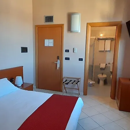 Hotel Ceretto 3*