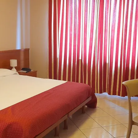 Hotel Ceretto 3*